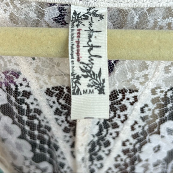 Intimately Free People “Poppy” Print long sleeve ruffle body suit in cream 🌸 - Picture 8 of 12